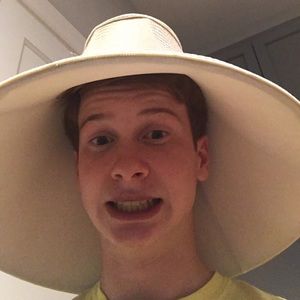 Meet your Posher, Sammy